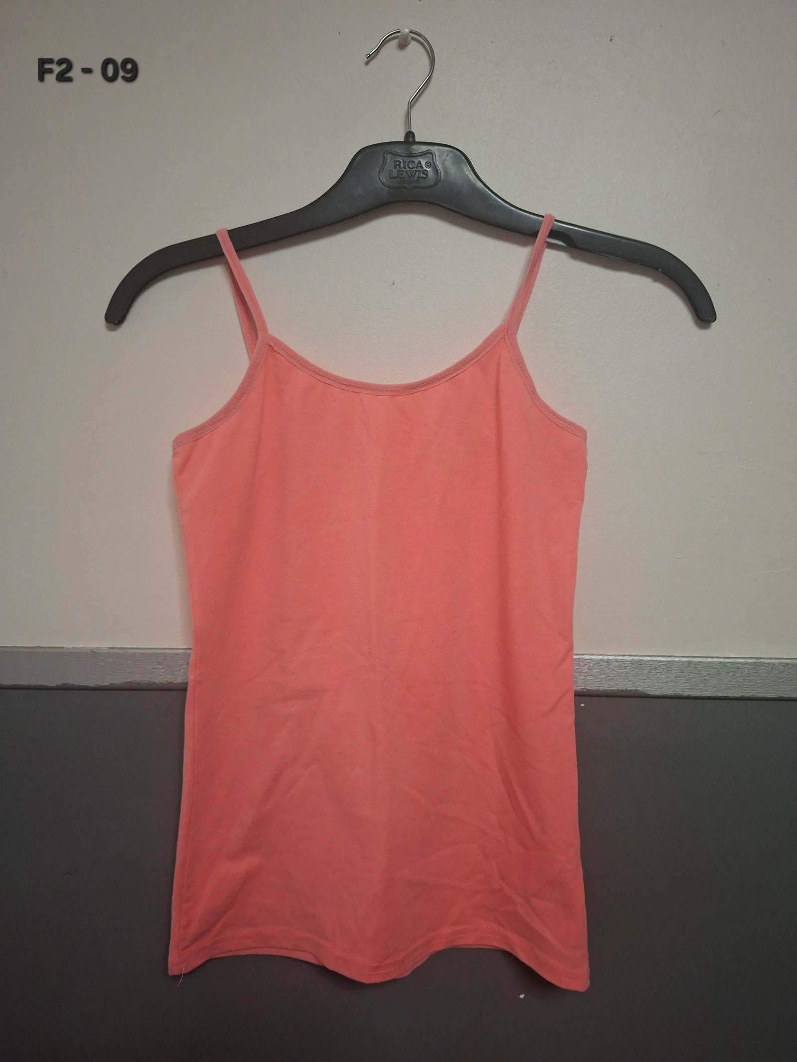 🌷F2-09🌷Débardeur femme corail à fines bretelles – Taille 158/164 – Léger et confortable🌷